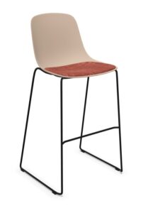 Tabouret assise tapissée